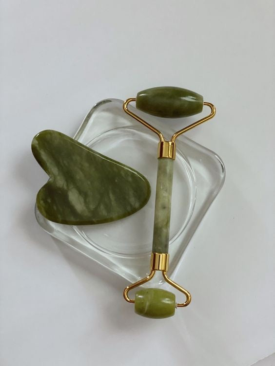 Gua Sha And Jade Roller